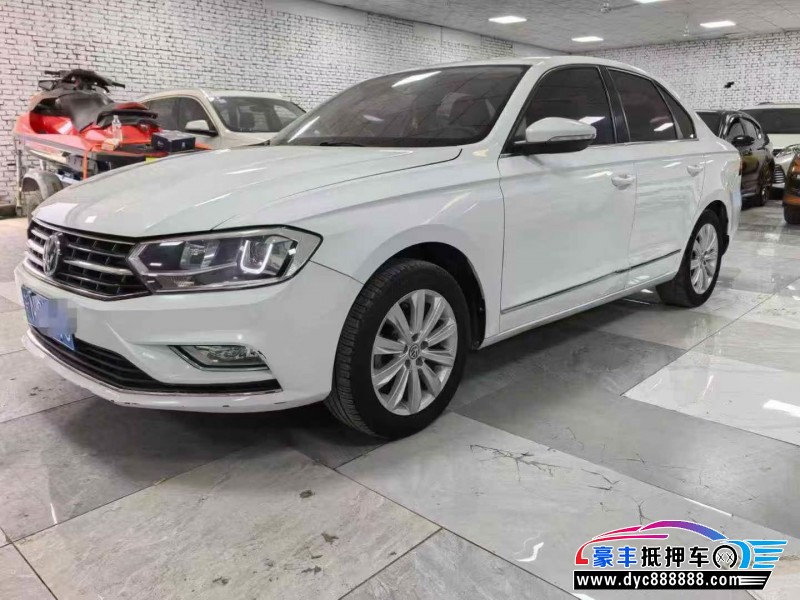 16年大众宝来轿车抵押车出售