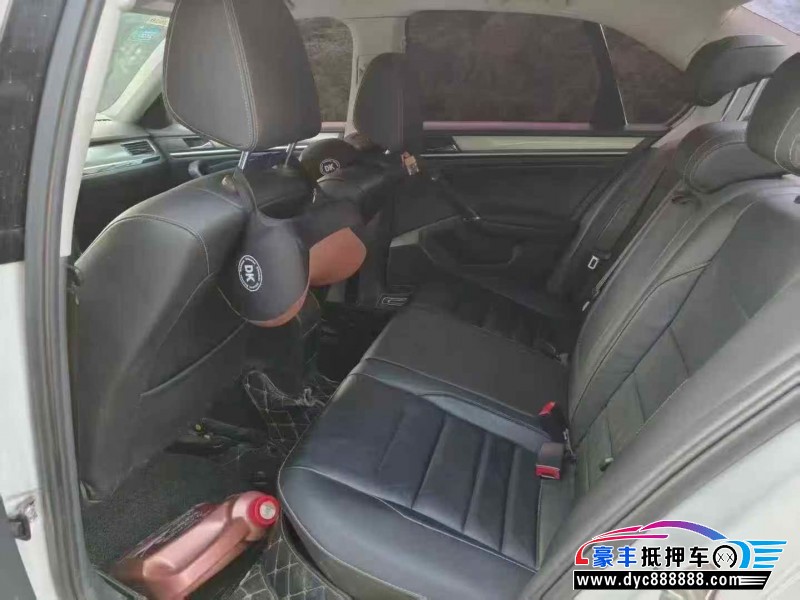 18年大众宝来轿车抵押车出售
