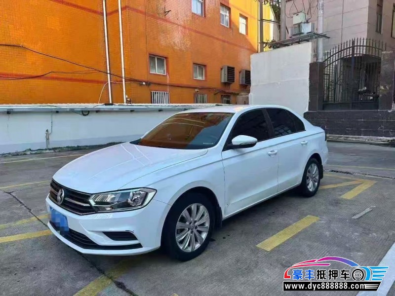 21年大众宝来轿车抵押车出售