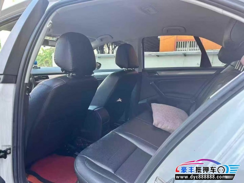 21年大众宝来轿车抵押车出售