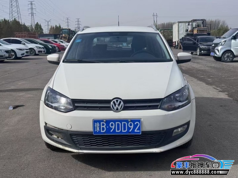 14年大众polo轿车抵押车出售
