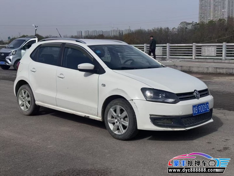 14年大众polo轿车抵押车出售
