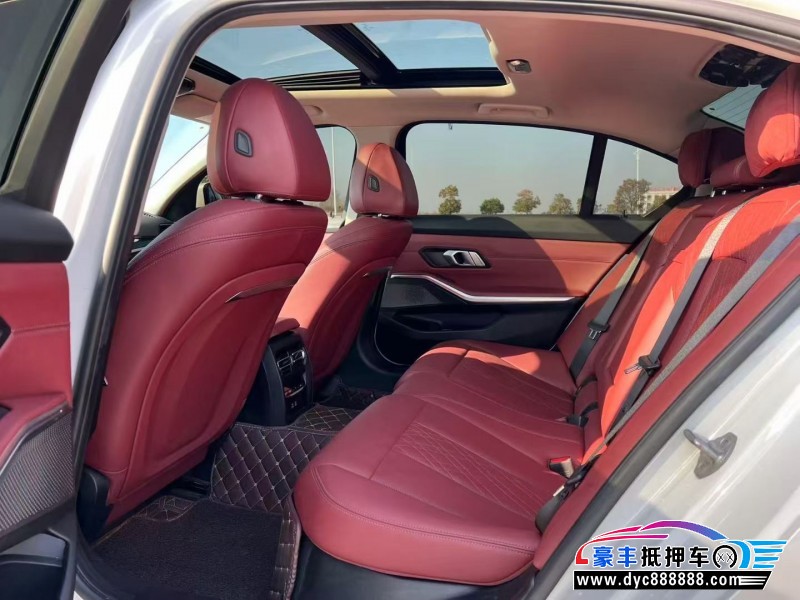 24年宝马3系轿车抵押车出售