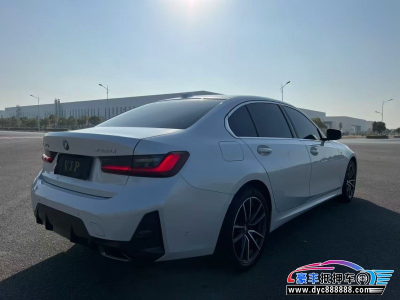 24年宝马3系轿车抵押车出售