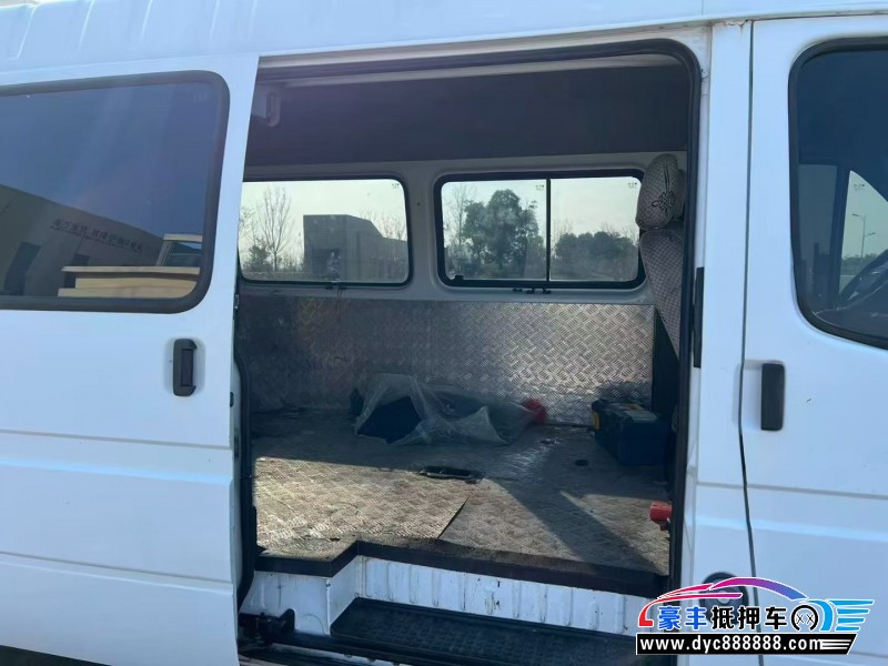 20年江铃特顺轿车抵押车出售