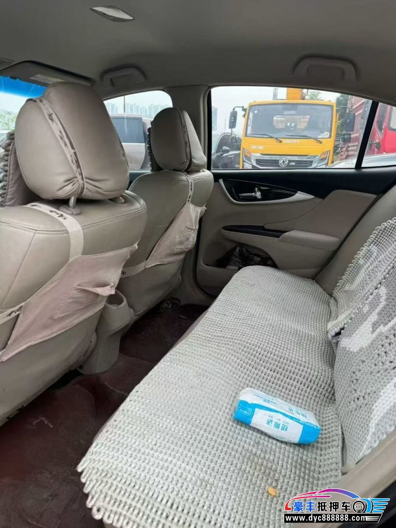 14年本田凌派轿车抵押车出售