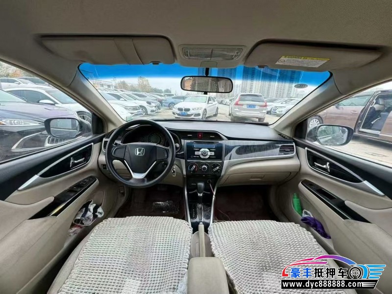 14年本田凌派轿车抵押车出售