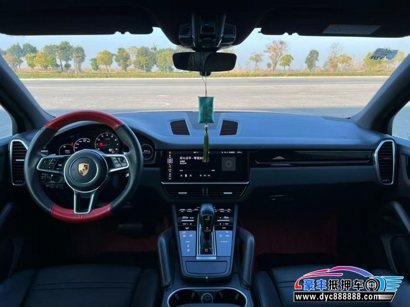 18年保时捷卡宴轿车抵押车出售