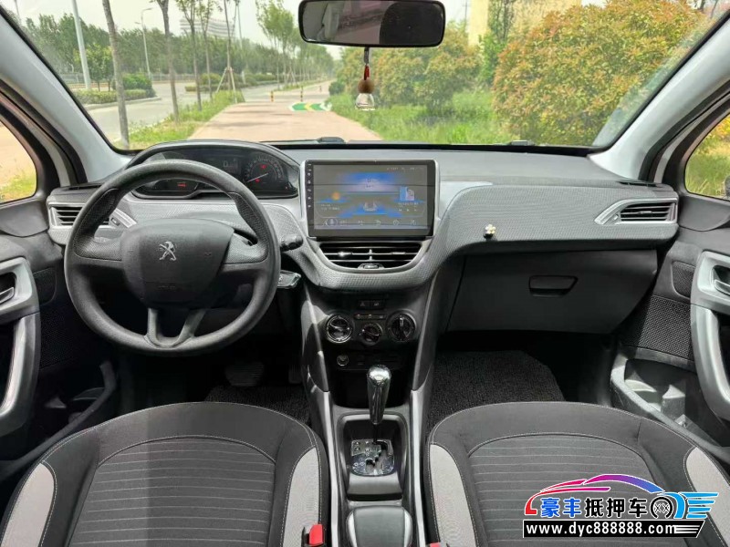 17年标致2008轿车抵押车出售