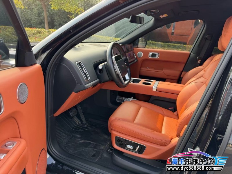 23年理想L8轿车抵押车出售