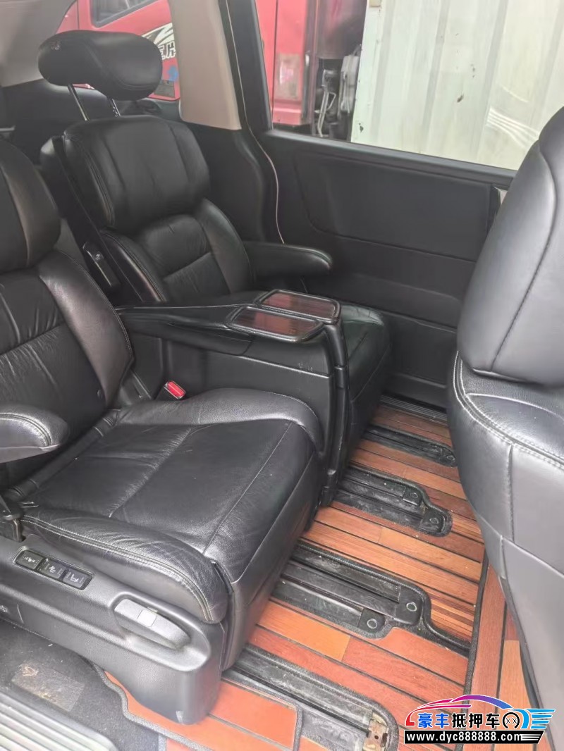 18年本田艾力绅轿车抵押车出售