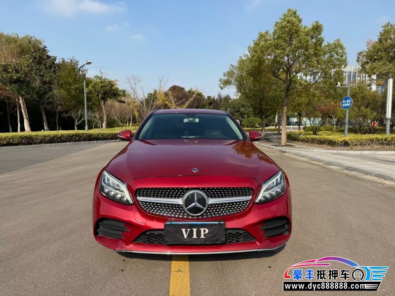 19年奔驰C轿车抵押车出售