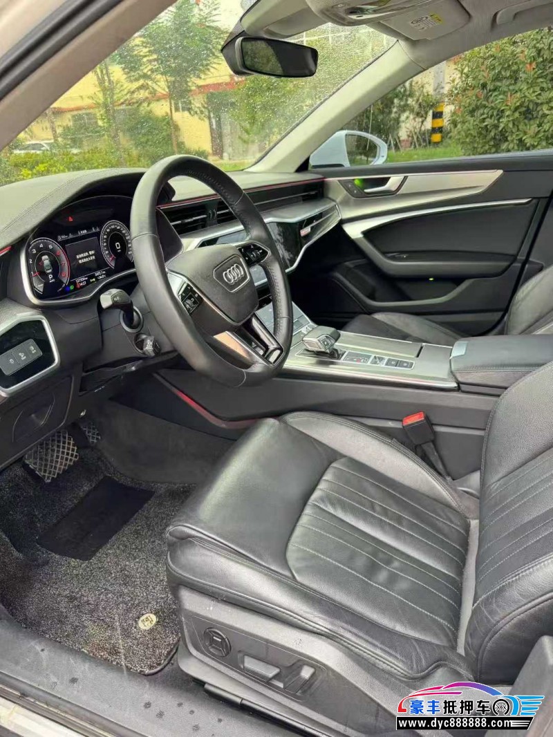 19年奥迪A6轿车抵押车出售