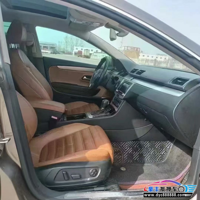 13年大众CC轿车抵押车出售