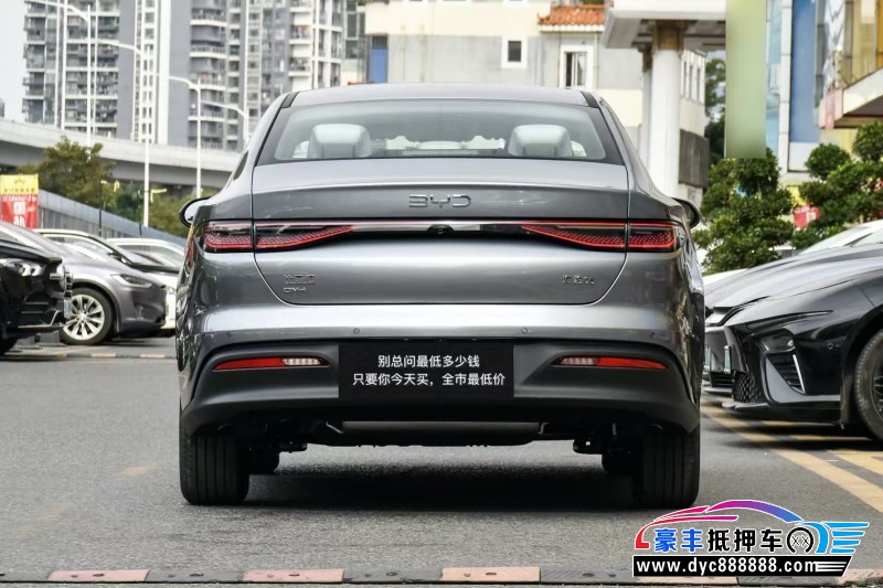 25年比亚迪海豹轿车抵押车出售