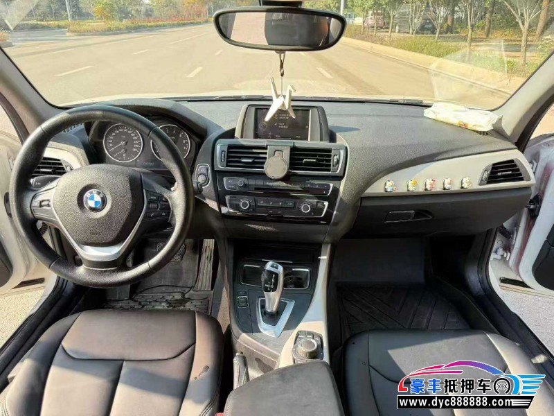 15年宝马1系轿车抵押车出售