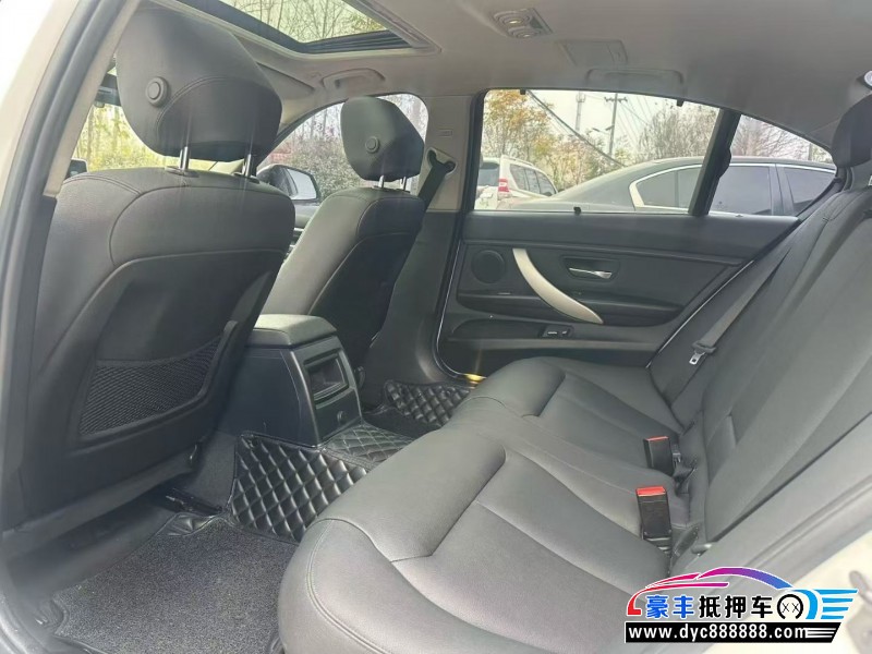 15年宝马3系轿车抵押车出售