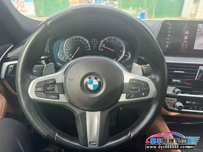 18年宝马5系轿车抵押车出售