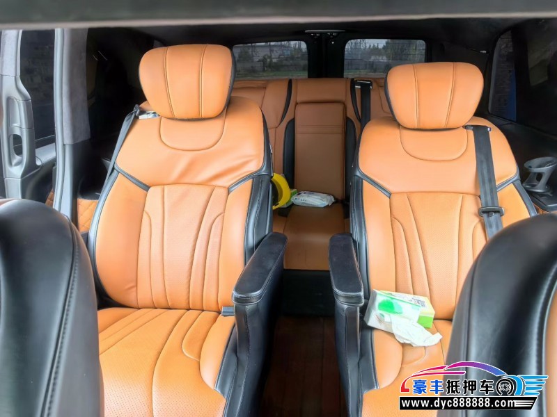 19年奔驰威霆MPV抵押车出售