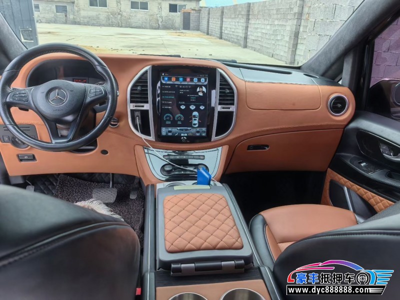 19年奔驰威霆MPV抵押车出售