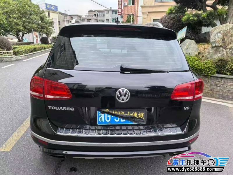 16年大众途锐SUV抵押车出售