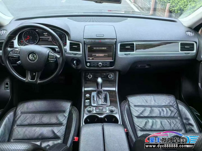 16年大众途锐SUV抵押车出售