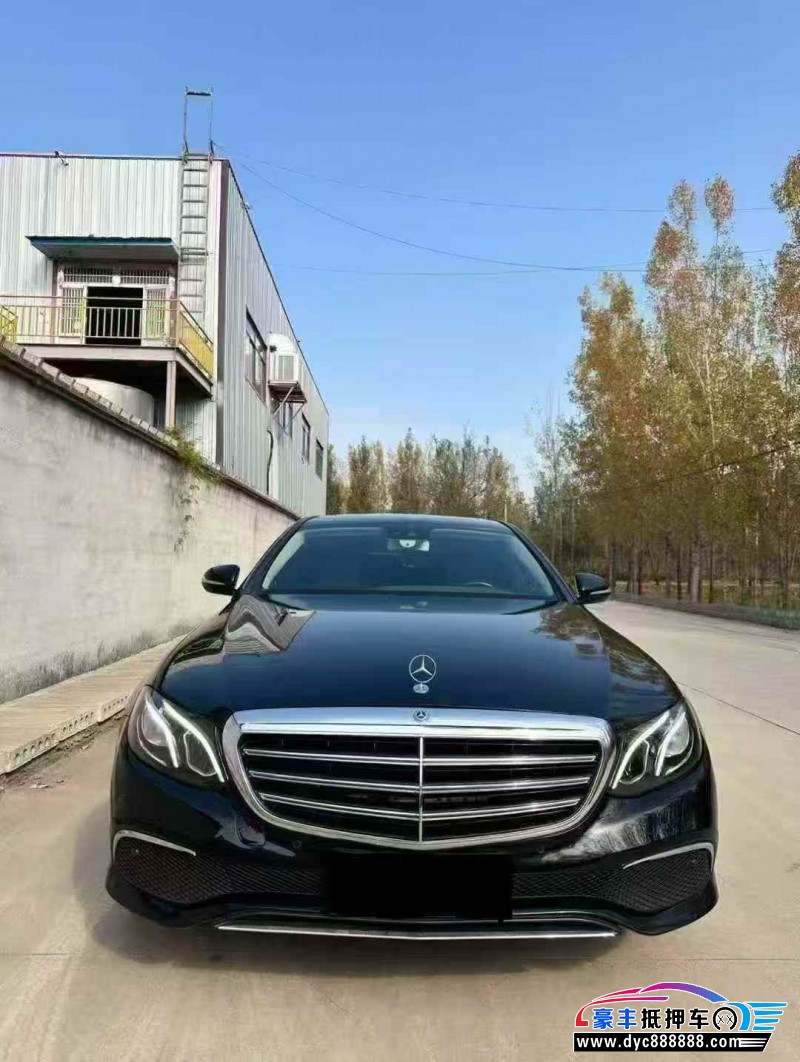 17年奔驰E轿车抵押车出售