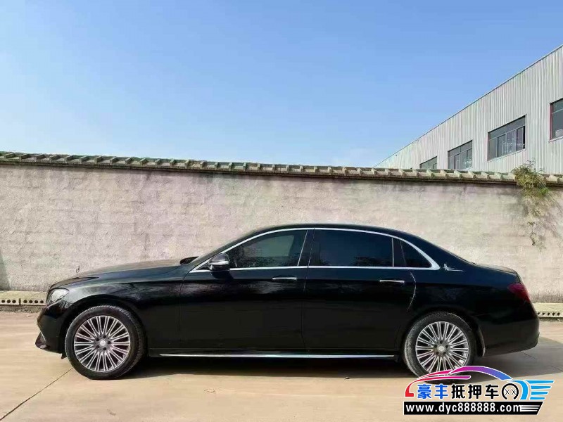 17年奔驰E轿车抵押车出售