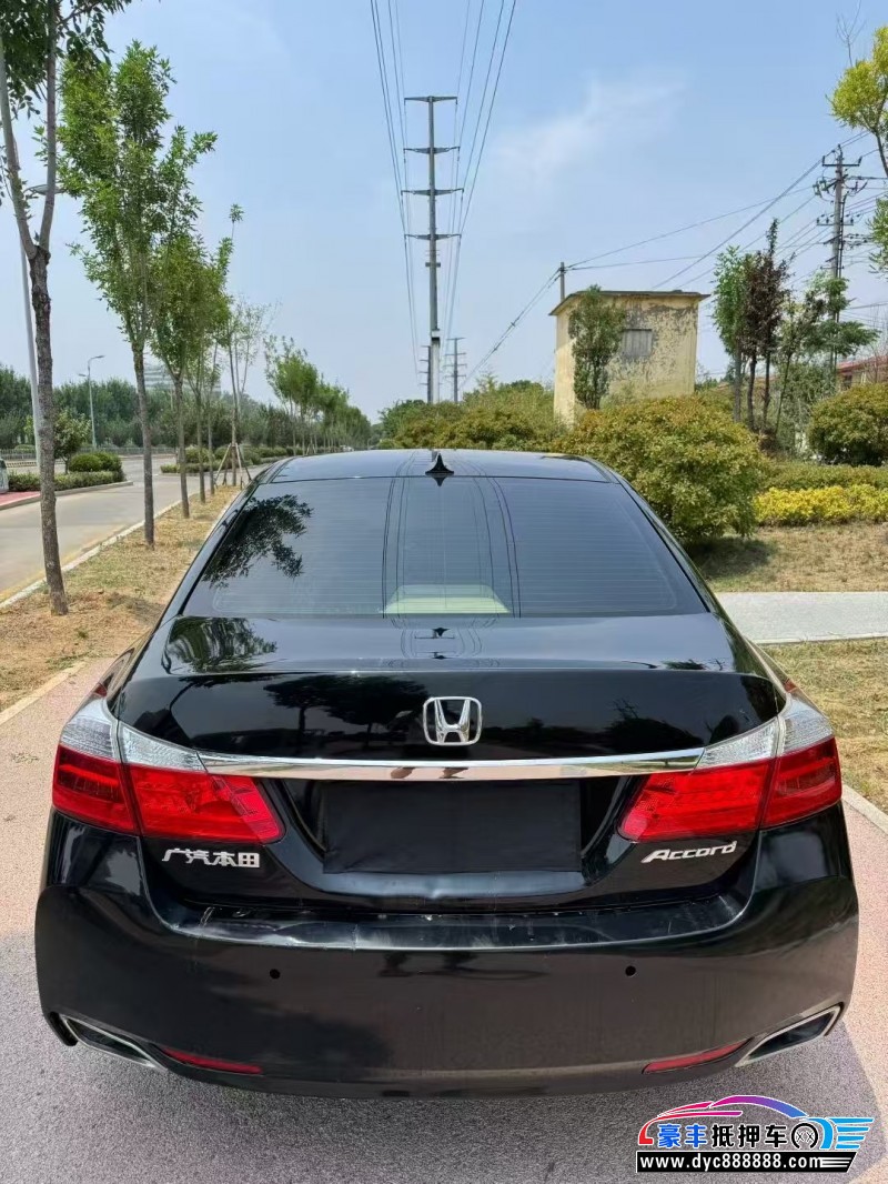 15年本田雅阁轿车抵押车出售