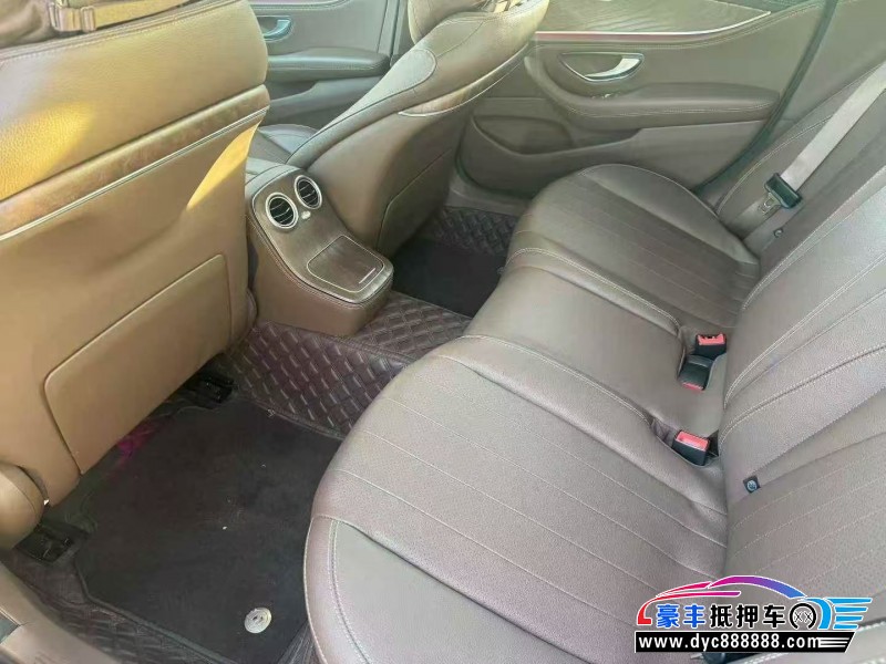 23年奔驰E轿车抵押车出售