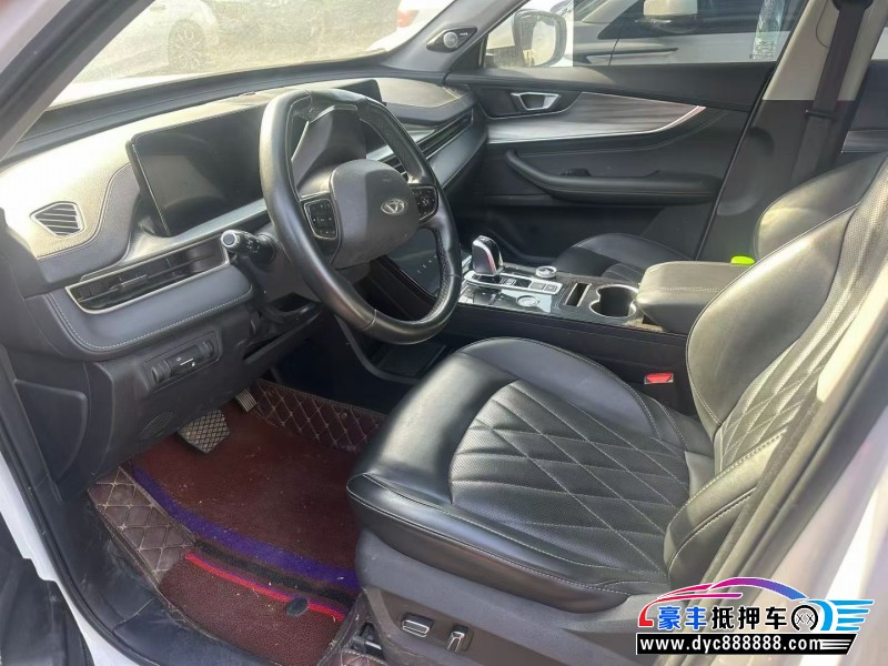 22年奇瑞瑞虎8轿车抵押车出售