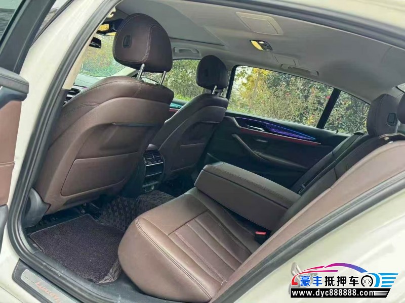19年宝马5系轿车抵押车出售