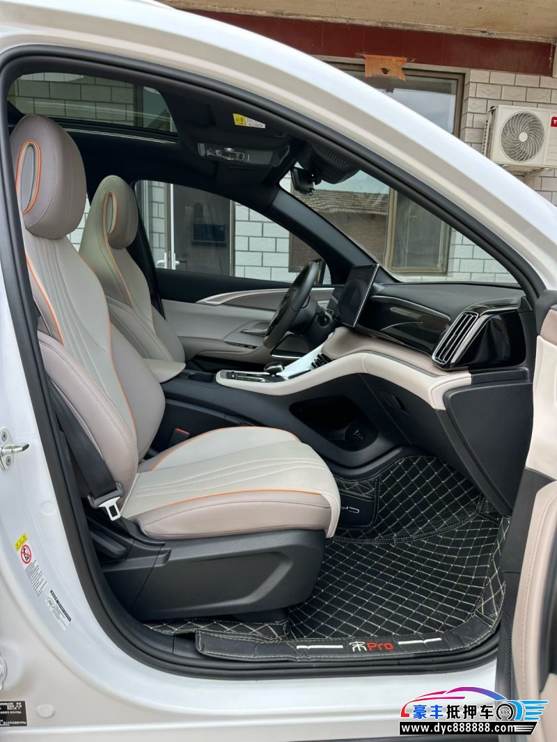 24年比亚迪宋轿车抵押车出售