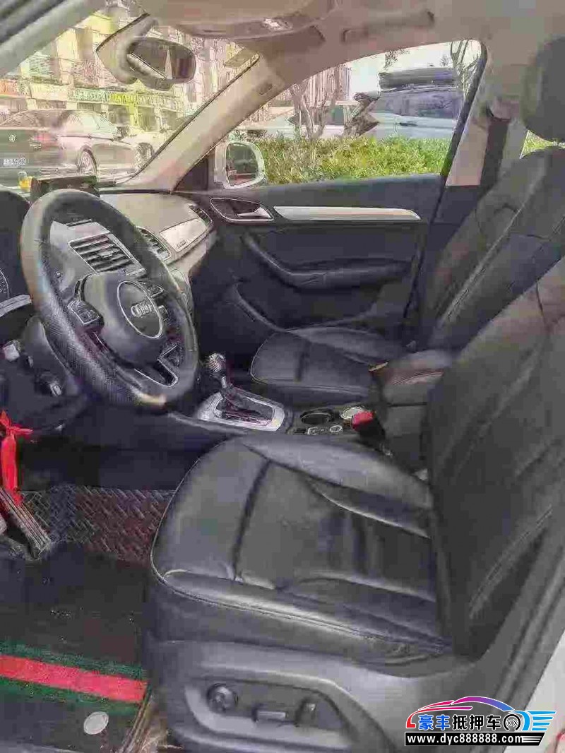 14年奥迪Q3轿车抵押车出售