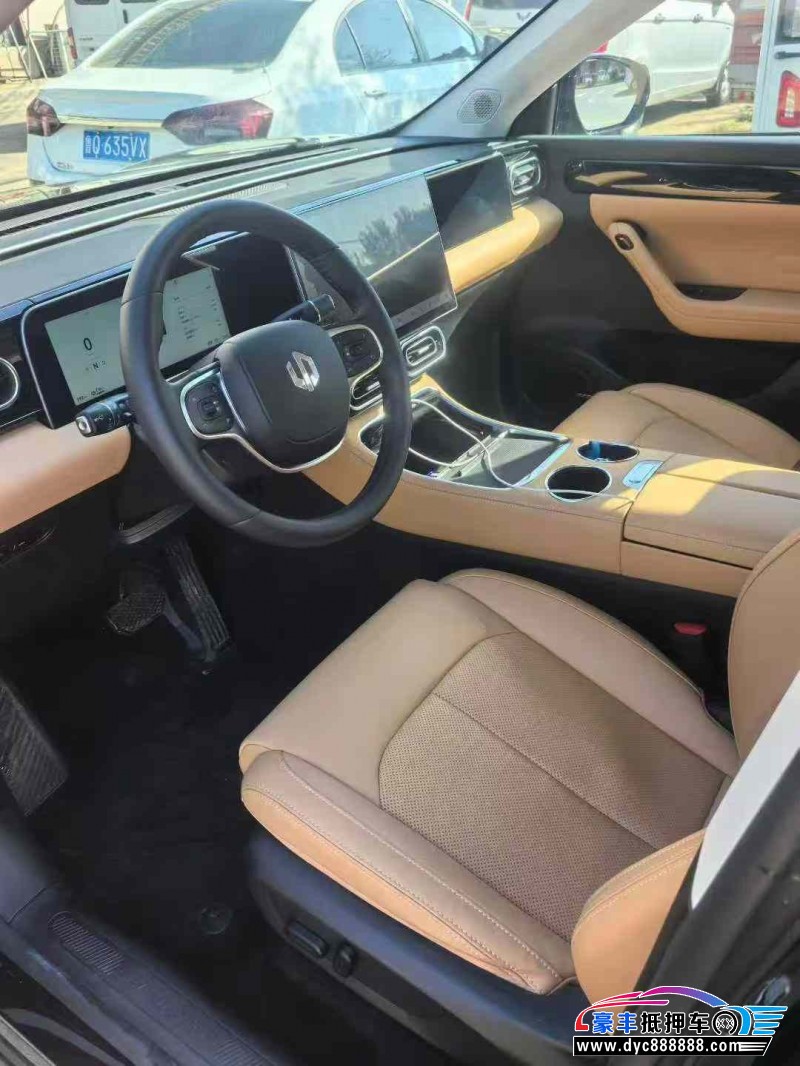 25年零跑C11轿车抵押车出售