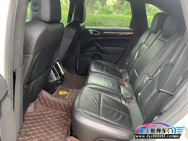 11年保时捷卡宴轿车抵押车出售