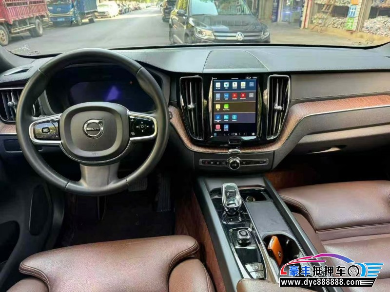 24年沃尔沃XC60轿车抵押车出售