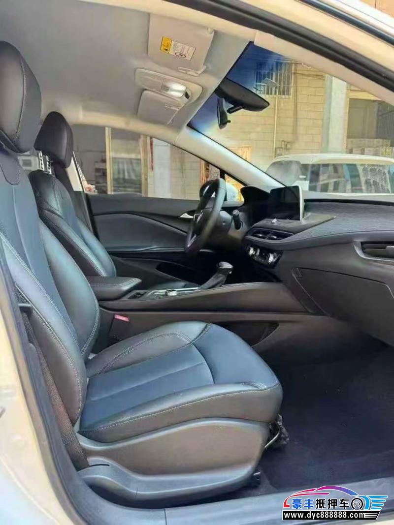 23年别克微蓝轿车抵押车出售