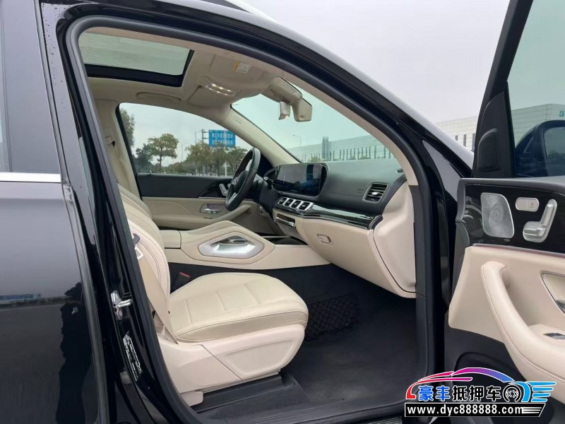 19年奔驰GLE轿车抵押车出售