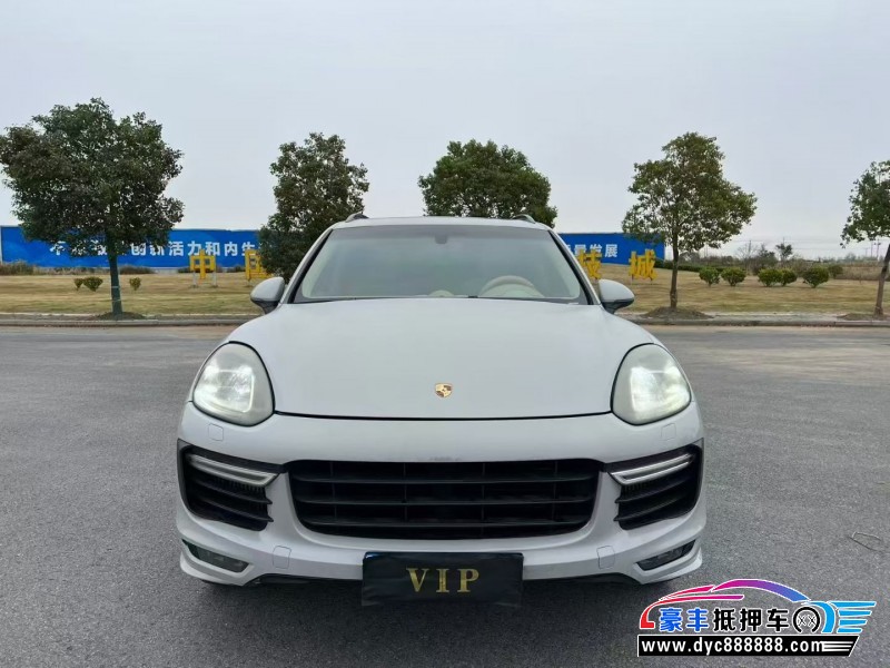 15年保时捷卡宴轿车抵押车出售
