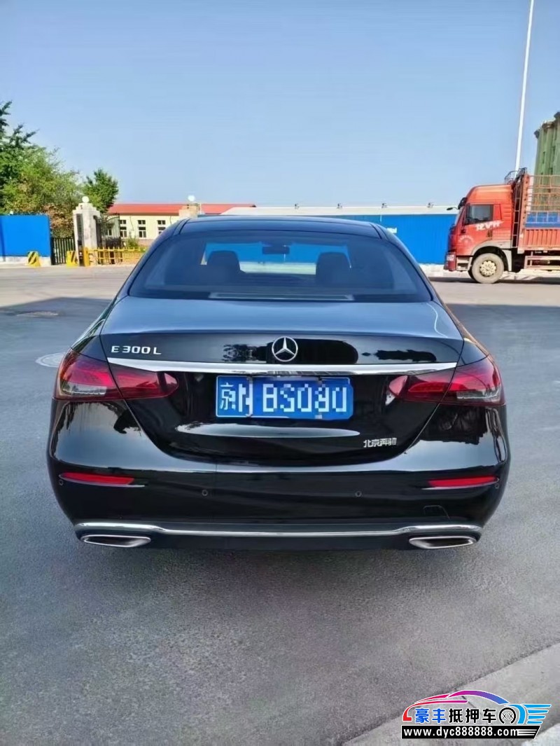 22年奔驰E轿车抵押车出售