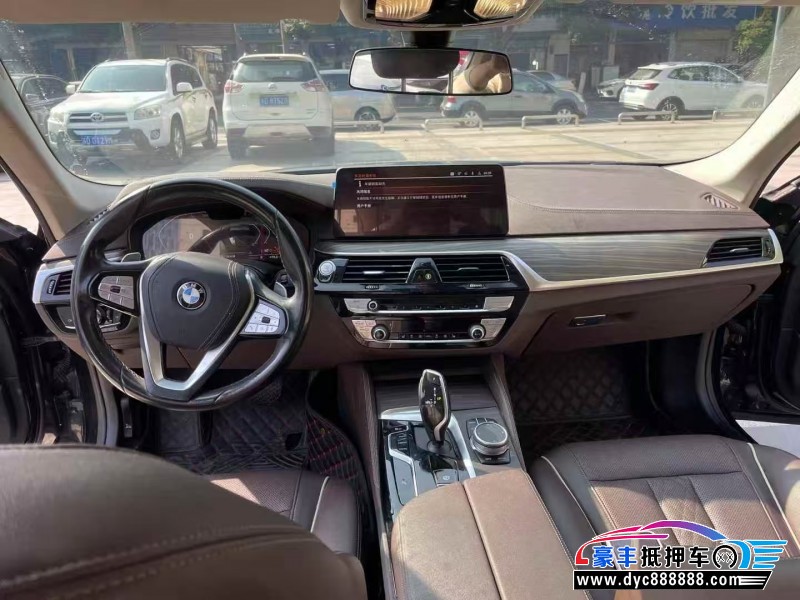 22年宝马5系轿车抵押车出售