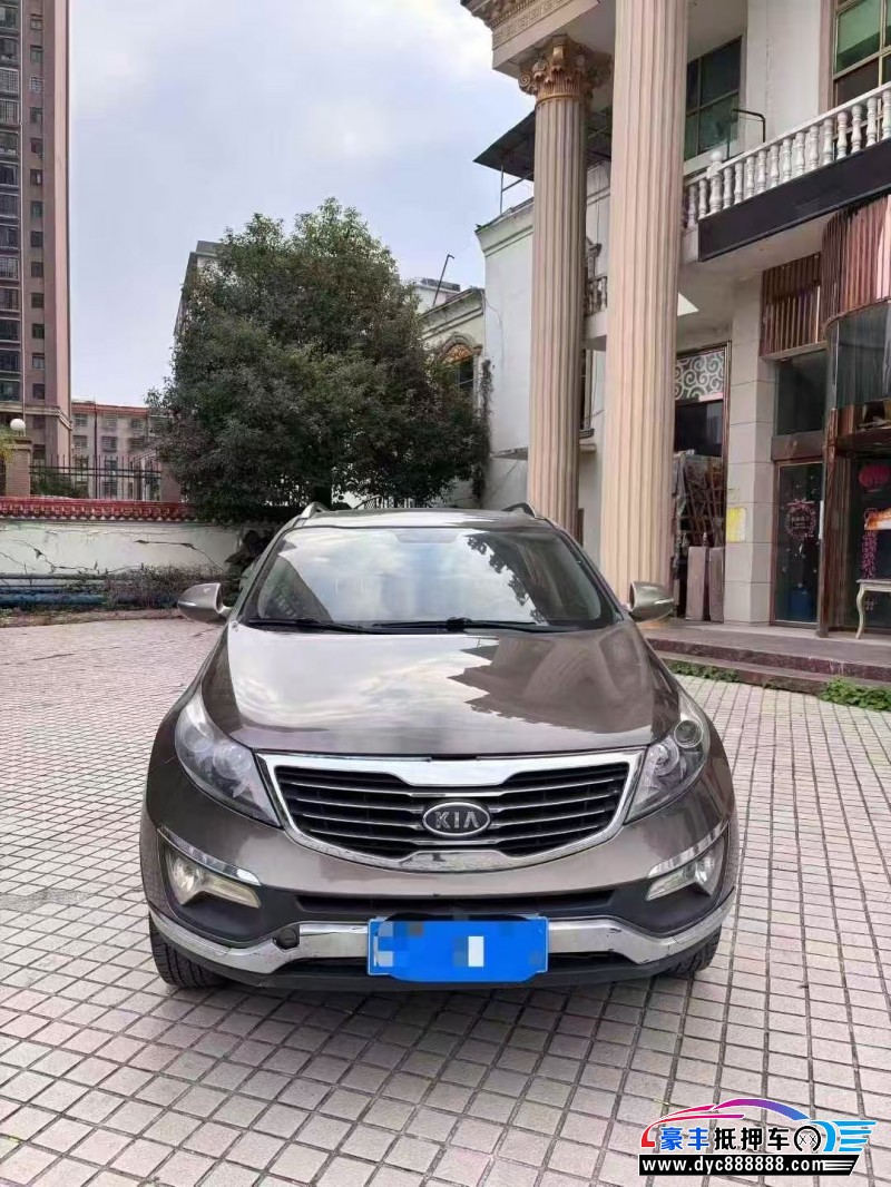 抵押车出售14年起亚智跑轿车