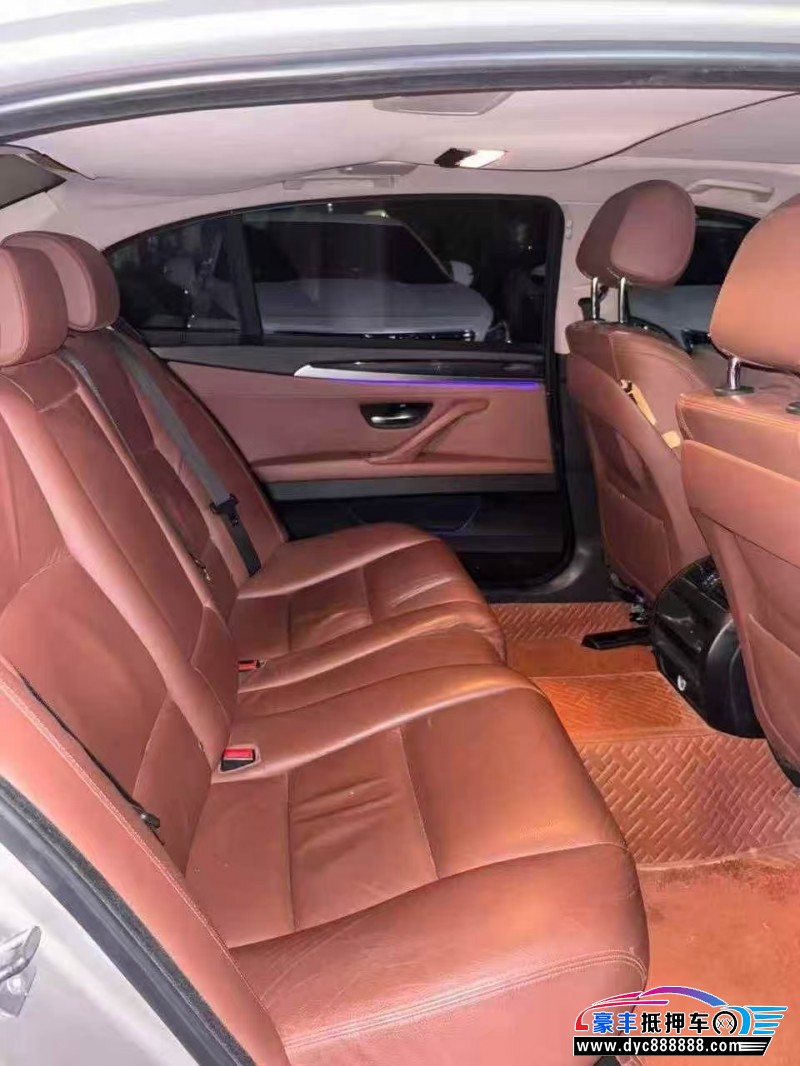 14年宝马5系轿车抵押车出售