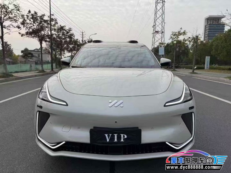 抵押车出售25年智己LS7轿车