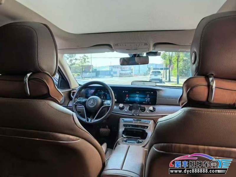 20年奔驰E轿车抵押车出售