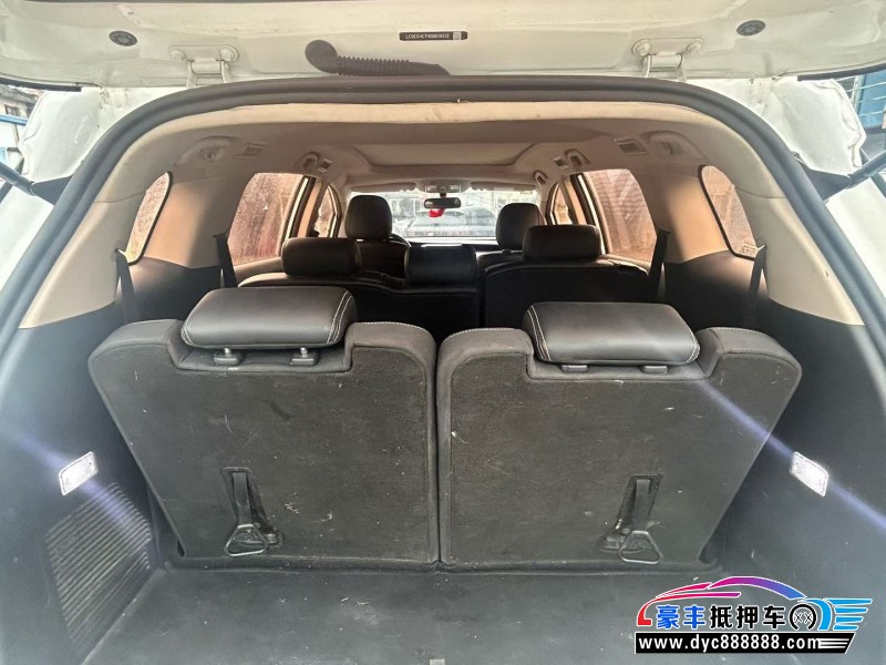18年比亚迪宋轿车抵押车出售