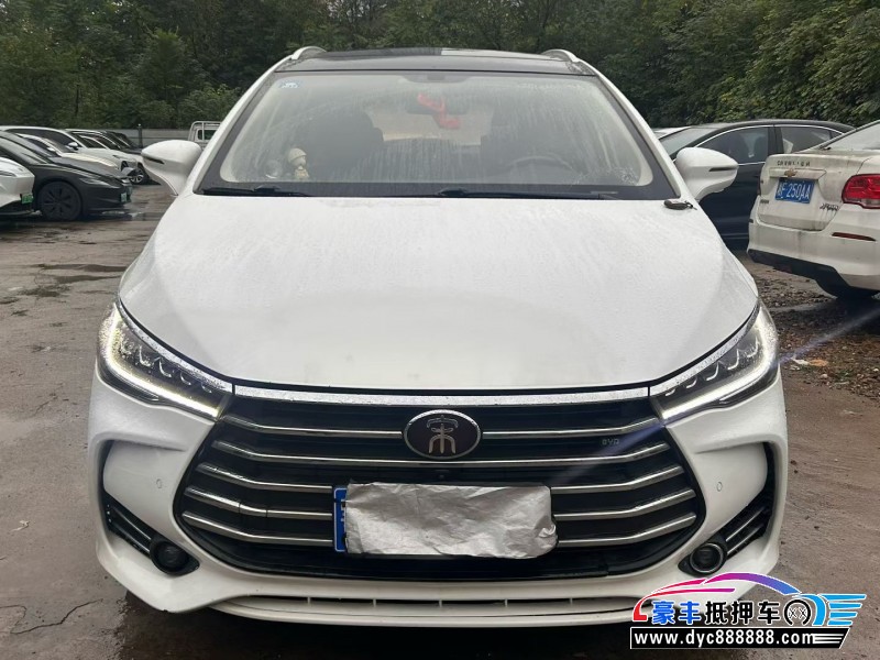 18年比亚迪宋轿车抵押车出售