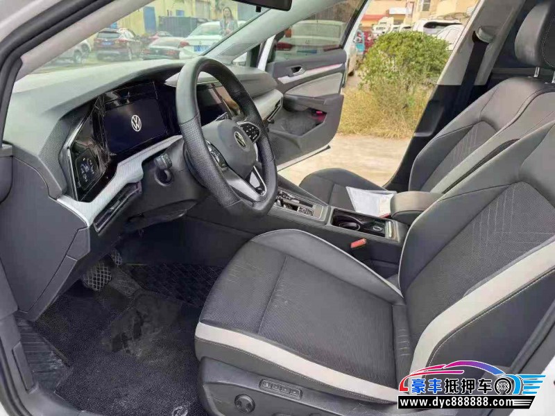 22年大众高尔夫轿车抵押车出售