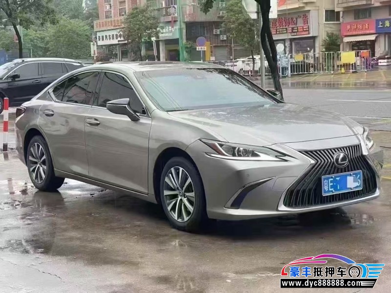 21年雷克萨斯ES轿车抵押车出售